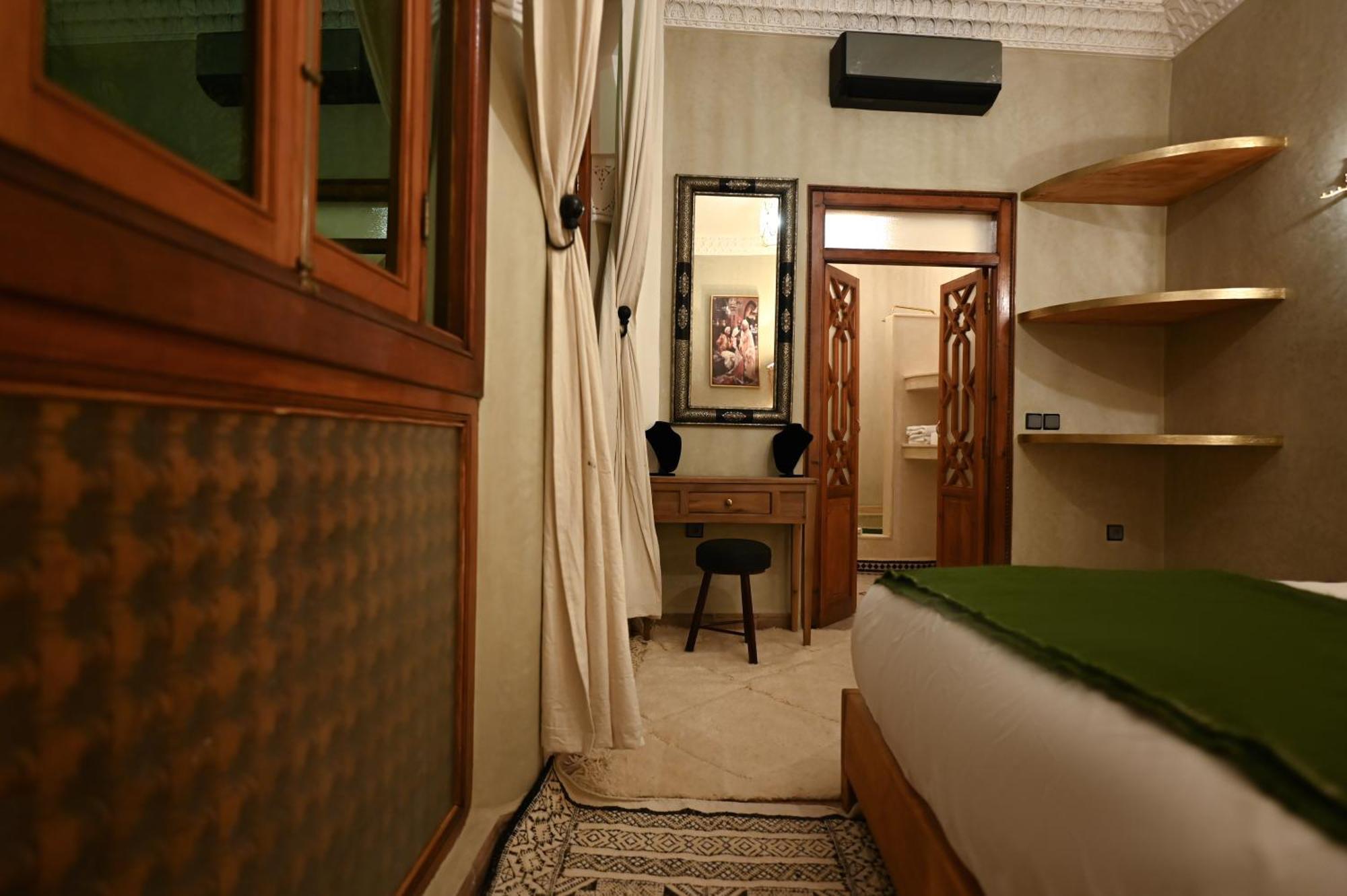 Riad Chez Henriette Marrakesh Exterior foto